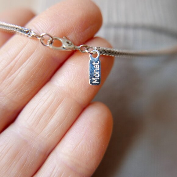 Vintage Sarah Coventry Filigree Pendant on Monet Silver Chain - Picture 5 of 7